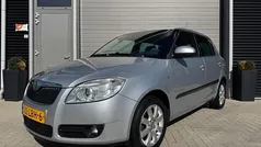 Grijs Gebruikt 2010 Skoda Fabia Hatchback | € 3.950 (Eerlijke prijs)