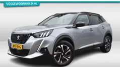 Grijs Gebruikt 2022 Peugeot 2008 GT SUV | € 24.675 (Eerlijke prijs)