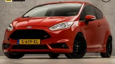 Rood Gebruikt 2015 Ford Fiesta ST Hatchback | € 12.445 (Goede deal)