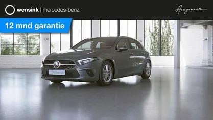 Grijs (metallic) Gebruikt 2018 Mercedes A180 Business Hatchback | € 18.850 (Eerlijke prijs)