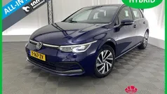 Blauw Gebruikt 2021 VW Golf VIII Style Hatchback | € 24.995 (Eerlijke prijs)