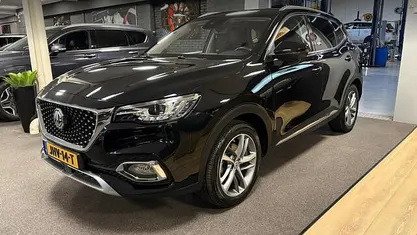 Gebruikt 2023 MG EHS Luxury SUV | € 22.350 (Eerlijke prijs)