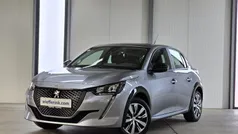 Grijs Gebruikt 2023 Peugeot e-208 Active Hatchback | € 20.950 (Eerlijke prijs)