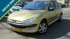 Gebruikt 2004 Peugeot 206 Hatchback | € 1.550 (Eerlijke prijs)