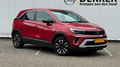 Rood, metallic lak Gebruikt 2024 Opel Crossland Elegance SUV | € 20.950 (Eerlijke prijs)