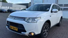 Wit Gebruikt 2015 Mitsubishi Outlander Edition SUV | € 7.750 (Goede deal)