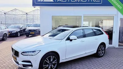Wit (parellak) Occasion 2018 Volvo V90 CC Pro Stationwagen | € 26.995 (Eerlijke prijs)
