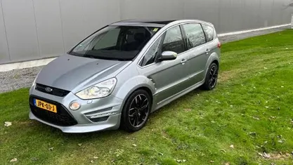 Gebruikt 2010 Ford S-MAX Titanium MPV | € 11.950 (Eerlijke prijs)