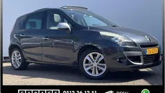 Grijs, metallic lak Gebruikt 2012 Renault Scénic III MPV | € 7.900 (Eerlijke prijs)