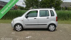 Grijs Gebruikt 2001 Suzuki Wagon R GL Hatchback | € 950 (Eerlijke prijs)