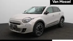 Gebruikt 2025 Fiat 600 La Prima SUV | € 30.940 (Eerlijke prijs)