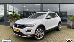 Wit Gebruikt 2019 VW T-Roc Business SUV | € 21.985 (Eerlijke prijs)