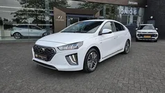 Wit Gebruikt 2022 Hyundai Ioniq 6 Premium Sedan | € 21.950 (Eerlijke prijs)