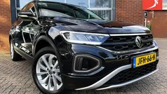 Gebruikt 2025 VW T-Roc Edition SUV | € 35.750 (Eerlijke prijs)