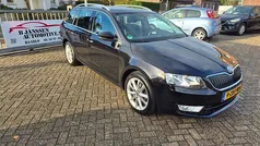 Zwart Gebruikt 2014 Skoda Octavia Business Line Stationwagen | € 5.500 (Eerlijke prijs)