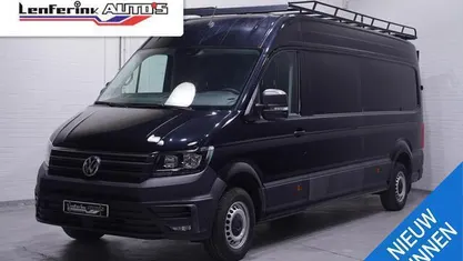Deep black pearl effect Occasion 2020 VW Crafter Van | € 28.800 (Eerlijke prijs)