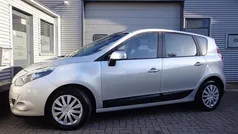 Grijs Gebruikt 2011 Renault Scénic III Expression MPV | € 3.450 (Goede deal)