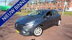 Grijs Gebruikt 2018 Renault Clio IV Intens Hatchback | € 10.244 (Eerlijke prijs)