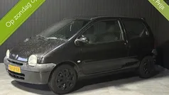 Gebruikt 2003 Renault Twingo Dynamique Hatchback | € 899 (Eerlijke prijs)