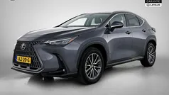 Grijs Gebruikt 2023 Lexus NX450h+ Luxury Line SUV | € 52.950 (Eerlijke prijs)
