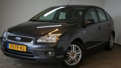 Occasion 2006 Ford Focus Ghia Hatchback | € 2.950 (Eerlijke prijs)