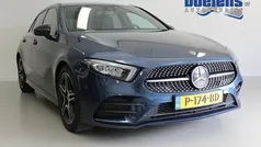 Blauw Gebruikt 2022 Mercedes A180 Business Hatchback | € 17.465 (Goede deal)
