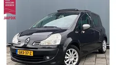 Zwart Gebruikt 2011 Renault Modus Dynamique MPV | € 3.944 (Eerlijke prijs)