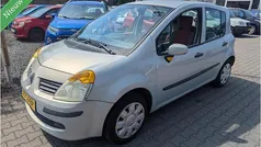 Grijs Gebruikt 2006 Renault Modus MPV | € 999 (Eerlijke prijs)