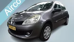 Grijs Gebruikt 2008 Renault Clio II Hatchback | € 2.750 (Eerlijke prijs)