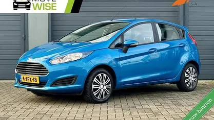 Blauw Gebruikt 2015 Ford Fiesta Style Hatchback | € 6.940 (Eerlijke prijs)