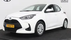 Gebruikt 2023 Toyota Yaris Hybrid Active Hatchback | € 22.945 (Eerlijke prijs)