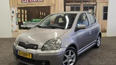 Grijs Gebruikt 2003 Toyota Yaris Sport Hatchback | € 2.950 (Eerlijke prijs)