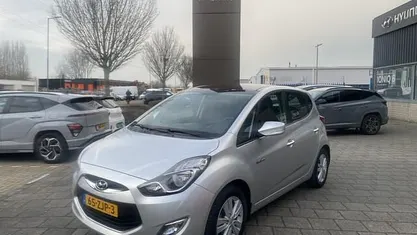 Occasion Hyundai ix20 90 PK (66 kW) 2012 Grijs (metallic) Hatchback