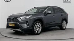 Grijs Gebruikt 2021 Toyota RAV4 Executive SUV | € 34.950 (Goede deal)