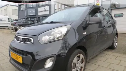Zwart Occasion 2011 Kia Picanto Hatchback | € 3.500 (Eerlijke prijs)