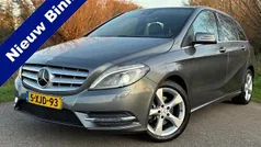 Grijs Gebruikt 2014 Mercedes B200 Prestige MPV | € 14.950 (Eerlijke prijs)