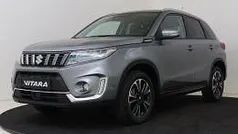 Gebruikt 2025 Suzuki Vitara Style SUV | € 30.950 (Eerlijke prijs)