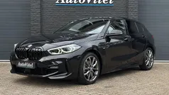 Zwart Gebruikt 2023 BMW 118 M Sport Hatchback | € 30.445 (Eerlijke prijs)