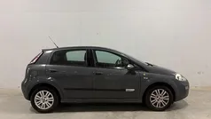 Gebruikt 2015 Fiat Punto Evo Young Hatchback | € 4.988 (Eerlijke prijs)