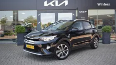 Zwart Gebruikt 2020 Kia Stonic SUV | € 14.885 (Eerlijke prijs)