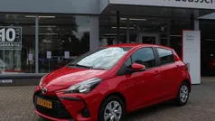 Rood Gebruikt 2018 Toyota Yaris Comfort Hatchback | € 10.400 (Eerlijke prijs)