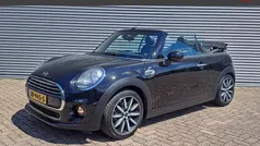 Zwart metallic Gebruikt 2016 Mini Cooper Cabriolet Business Cabriolet | € 18.495 (Eerlijke prijs)