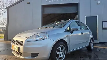 Occasion 2007 Fiat Grande Punto Dynamic Hatchback | € 2.150 (Eerlijke prijs)