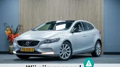 Zwart Gebruikt 2013 Volvo V40 Kinetic Stationwagen | € 4.785 (Eerlijke prijs)