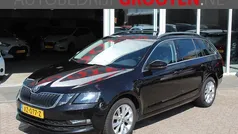 Zwart Gebruikt 2019 Skoda Octavia Business Line Stationwagen | € 12.988 (Goede deal)