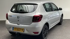 Gebruikt 2017 Dacia Sandero Lauréate Hatchback | € 8.745 (Goede deal)