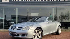 Grijs Gebruikt 2007 Mercedes SLK200 Cabriolet | € 7.940 (Eerlijke prijs)