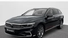 Zwart Gebruikt 2023 VW Passat Business Stationwagen | € 35.200 (Eerlijke prijs)