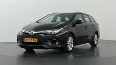 Gebruikt 2018 Toyota Auris Hybrid Edition Stationwagen | € 18.330 (Eerlijke prijs)