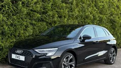 Zwart Gebruikt 2024 Audi A3 Sportback e-tron S-Line Sedan | € 39.890 (Eerlijke prijs)